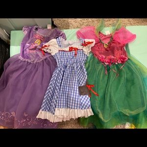 Girls 6 Dress up lot